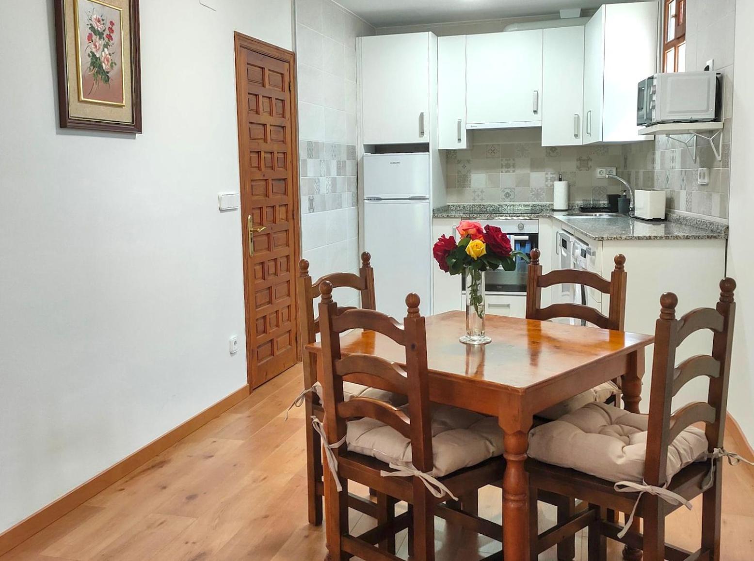 Apartamentos Javier Turieno Eksteriør billede